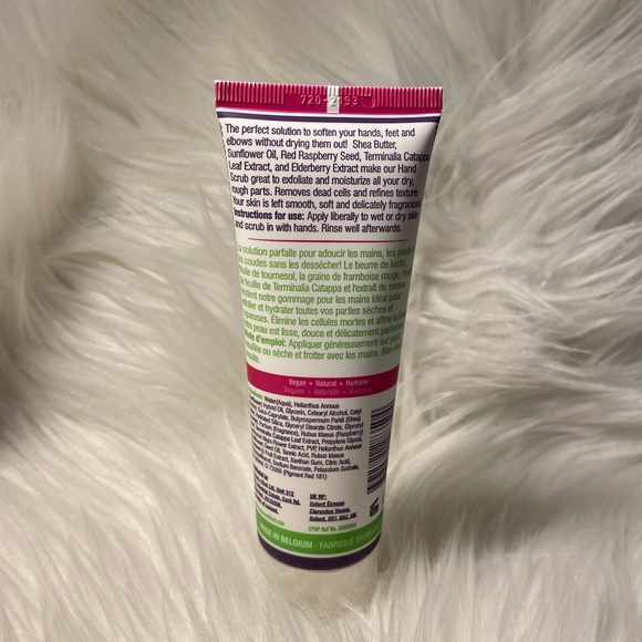 Human+kind Moisturizing Hand Scrub - Picture 3 of 7